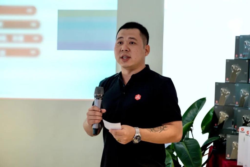 心相融·创未来丨k8凯发物流2022年中总结会议