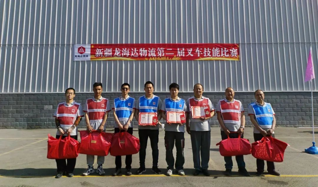 叉车“大比拼”,“老司机”来炫个技！
